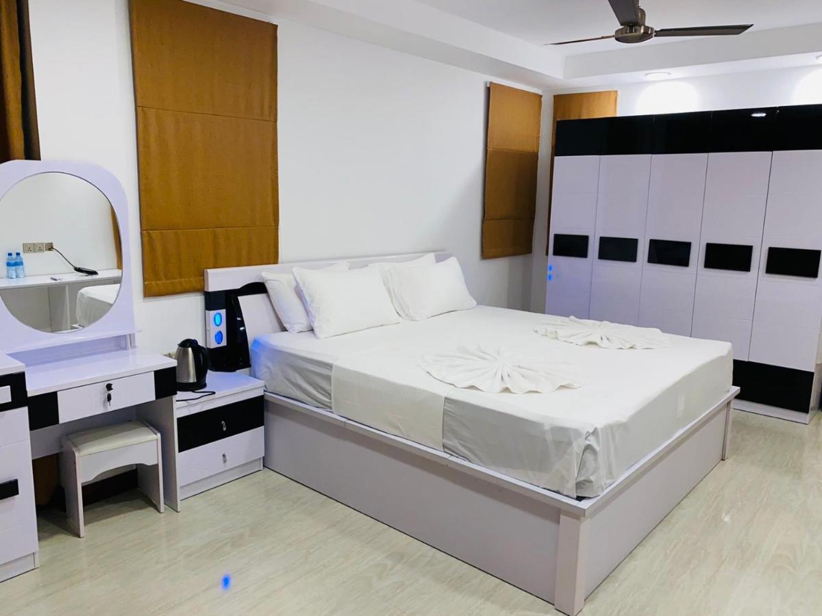 Marine Holiday Hulhumale Kültér fotó